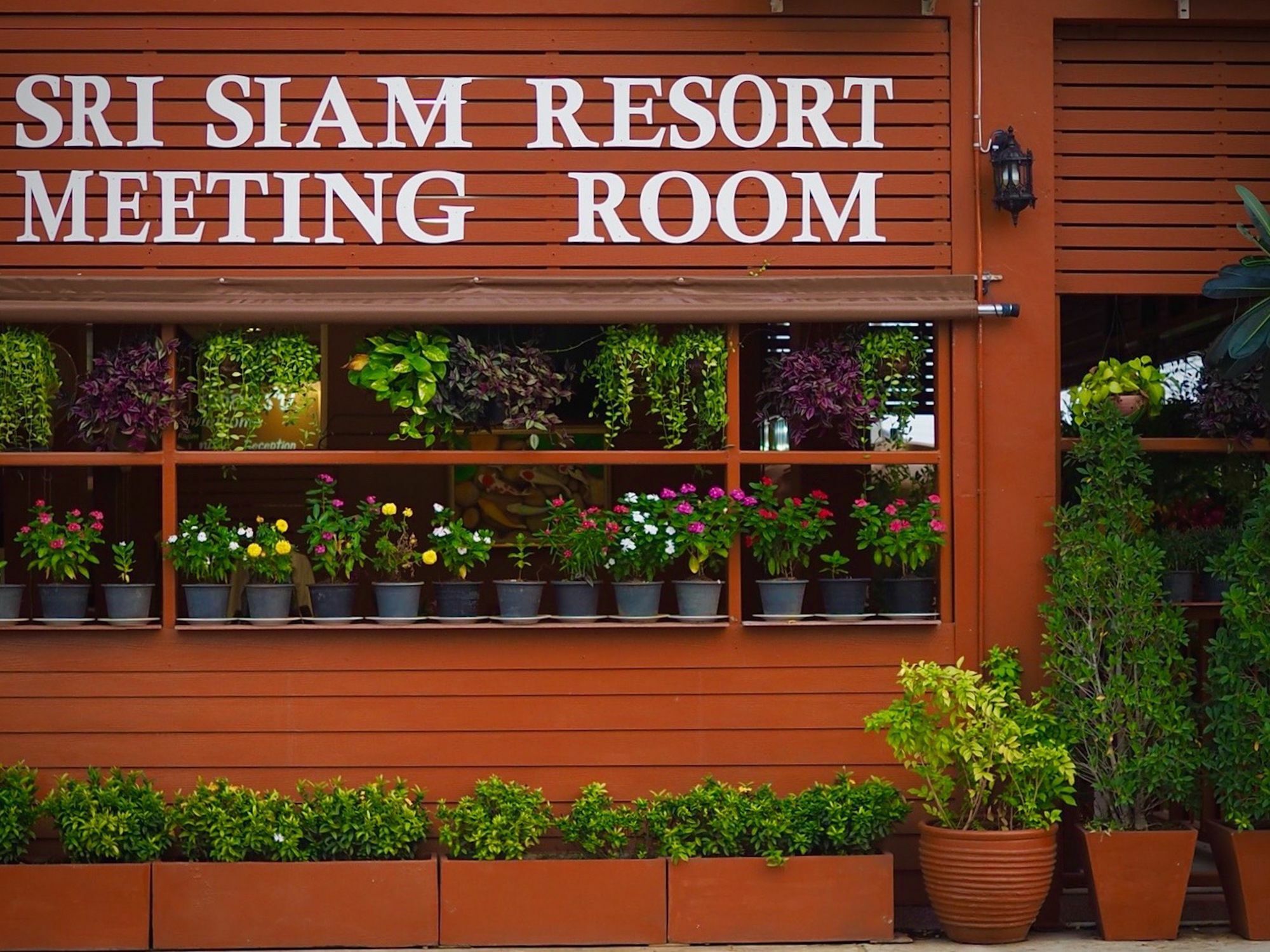 Sri Siam Resort Kanchanaburi Exterior foto